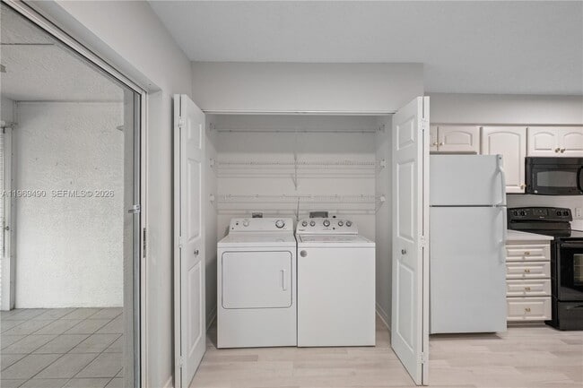 Building Photo - 3930 Leeward Passage Ct