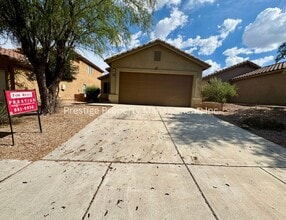 Building Photo - 3/2 Cozy Home In Green Valley, Waiting For You!