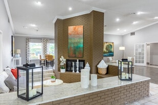 Interior Photo - Vue on Medlock