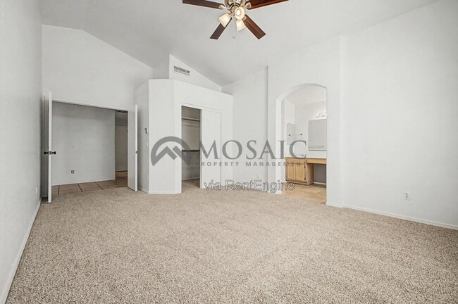Building Photo - 8359 W Bluefield Ave