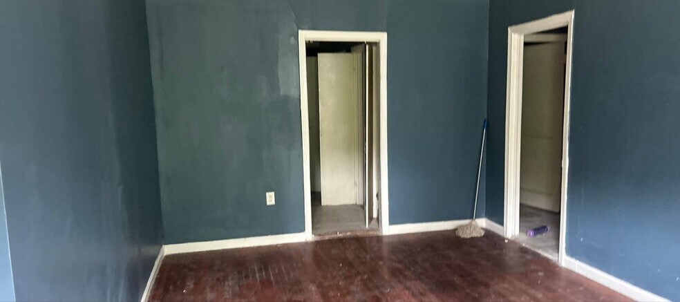 Building Photo - 451 Mason Blvd