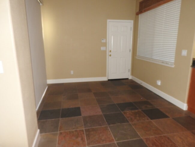 Building Photo - Gorgeous Home with Pool in Beautiful El Dorado Hills.