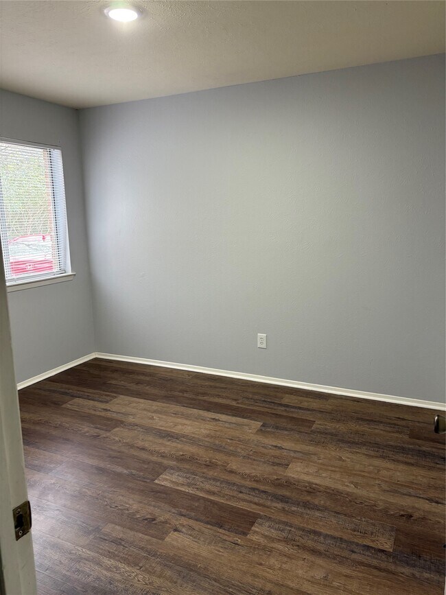 Building Photo - 22726 Leedstown Ln