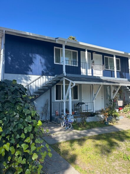 Building Photo - 2360 Galway Ct