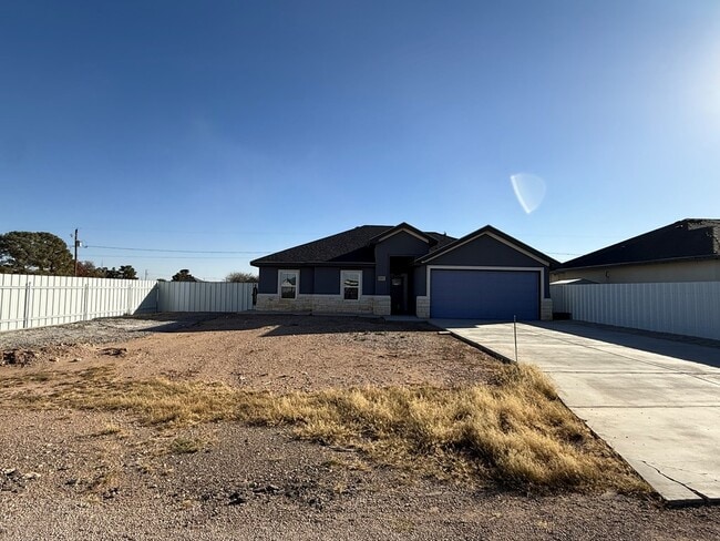 Building Photo - 11629 Sweetgum St