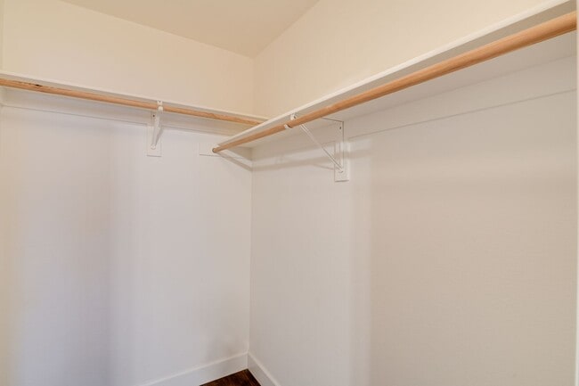 Building Photo - Luxury Guard-Gated 2-Bedroom Condo with Private Garage & Resort Amenities!