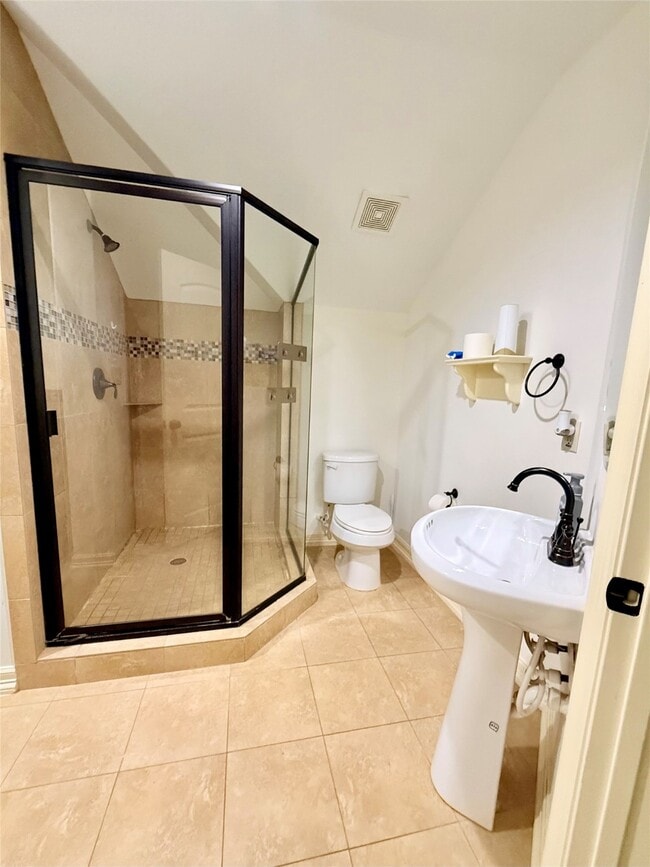 Building Photo - 11206 Mattina Dr