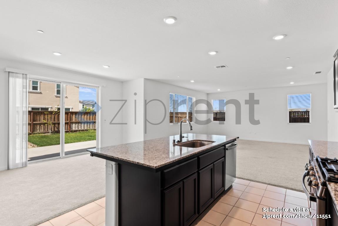 Building Photo - 17425 Graceada Ln