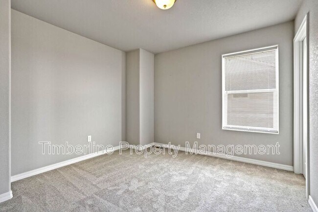 Building Photo - 7824 Woodmen Center Heights