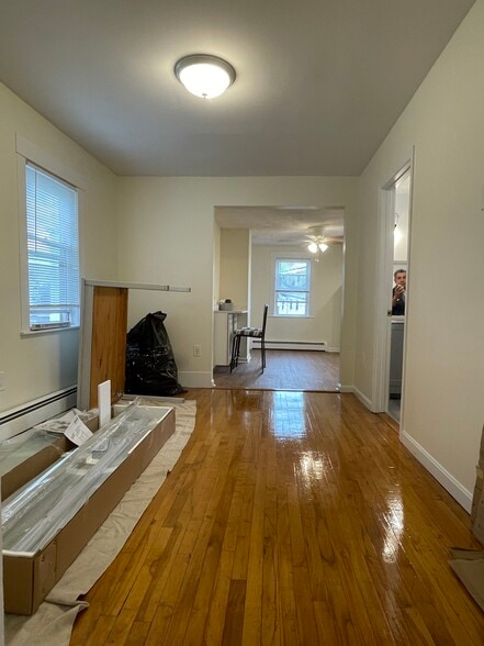 Building Photo - 248 Somerville Ave