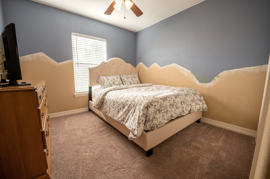 Building Photo - 7047 Whitebark Ln
