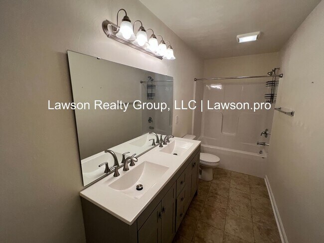 Building Photo - Newer Construction in Vinton with Incredible Mountain Views and  Attached Garage