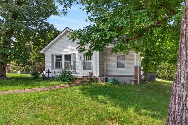 Building Photo - 251 Forbes Ave