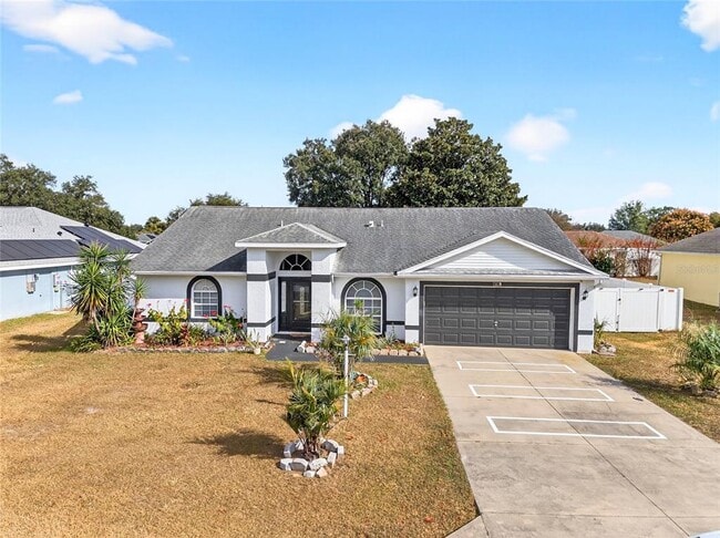 Building Photo - 7839 SW 63rd Ave Rd