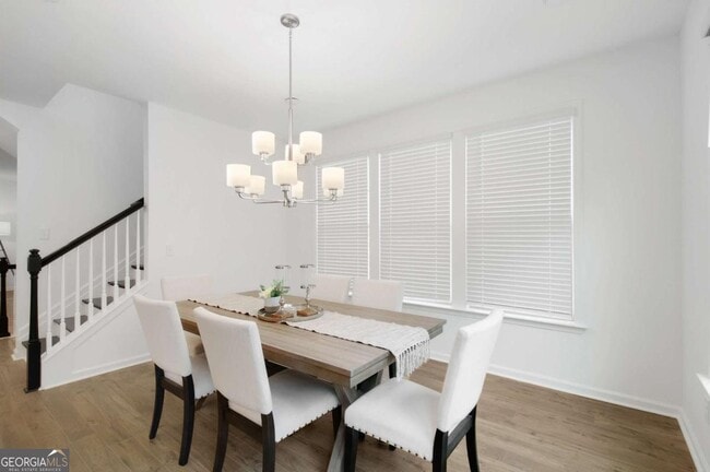 Building Photo - 1229 Berwyn Wy