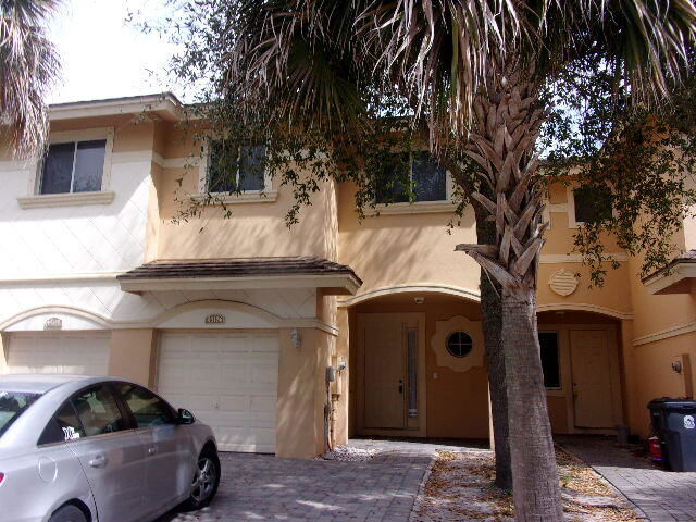 Primary Photo - 4312 Berkshire Wharf Dr