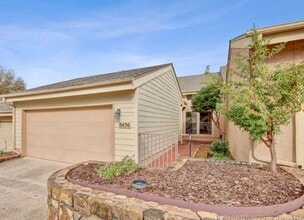 Building Photo - Gorgeous and spacious condo in a quiet and convenient location!