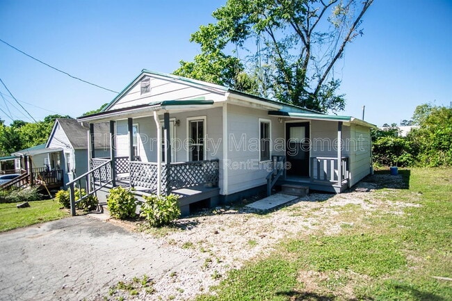 Building Photo - 4645 Anderson Pl