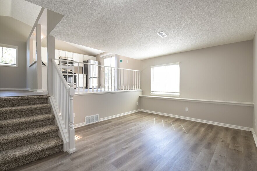 Building Photo - 11575 Marshall Ct