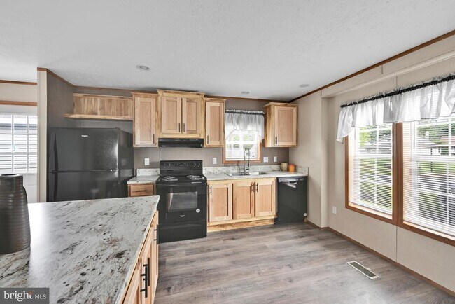 Building Photo - 2106 Scull St