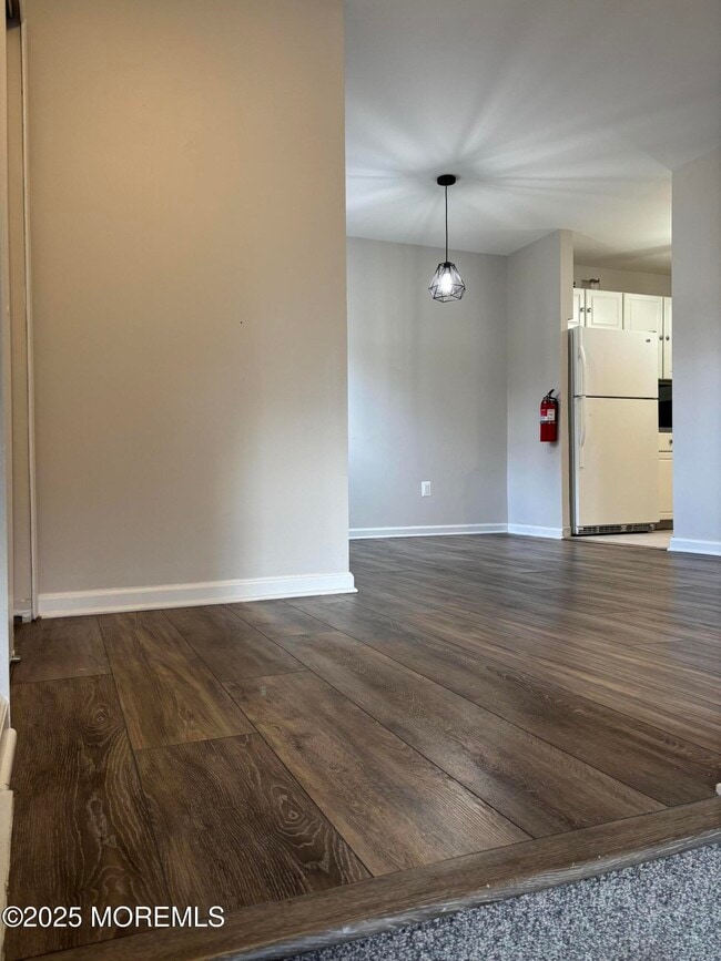 Building Photo - 481 Hawthorne Pl