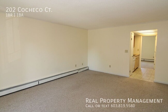 Building Photo - 202 Cocheco Ct