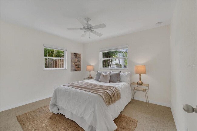 Building Photo - 312 Lagoon Dr