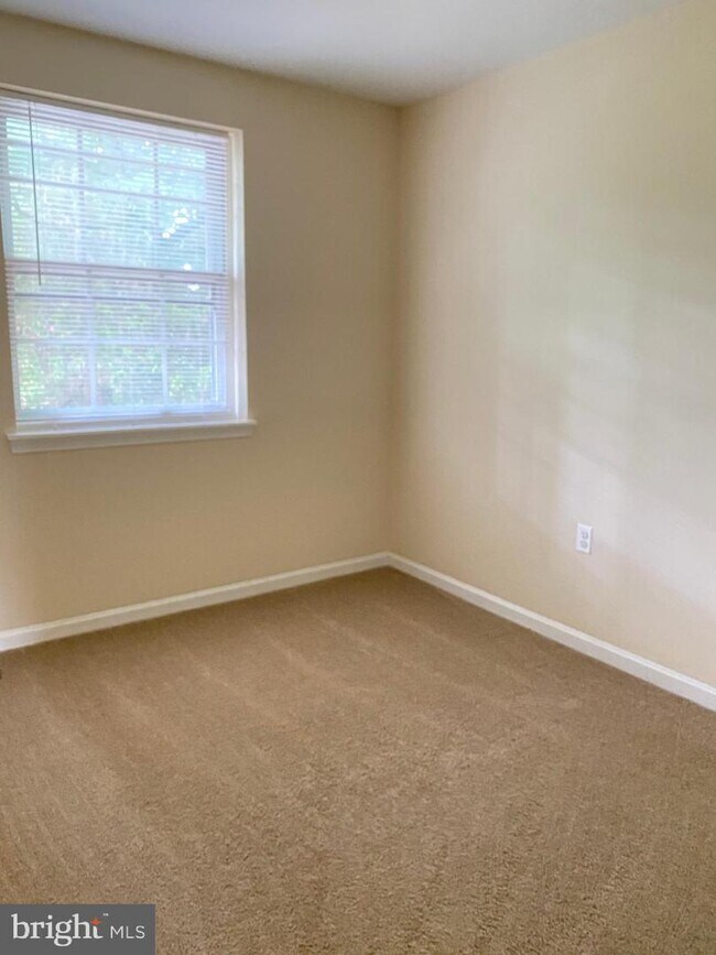 Building Photo - 2822 Hogan Ct