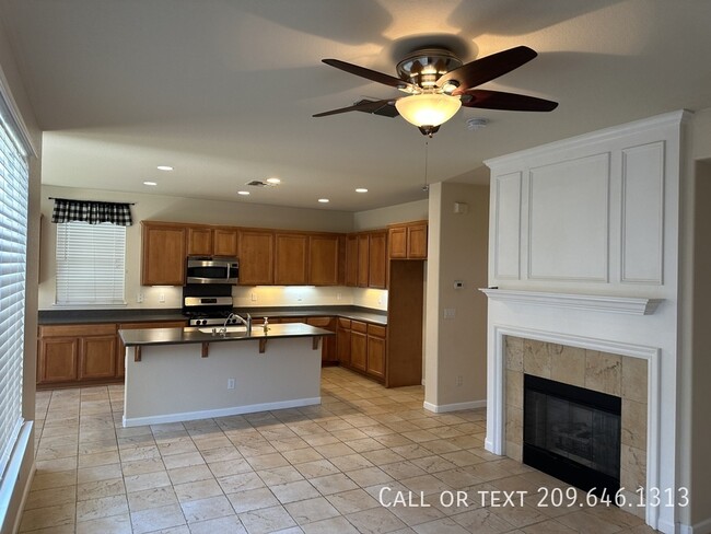 Building Photo - 274 Finchwood Dr