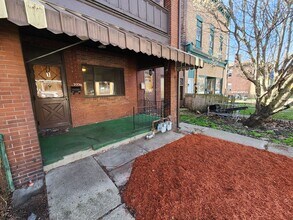Building Photo - COMING SOON! HOME IS CURRENTLY OCCUPIED – ...