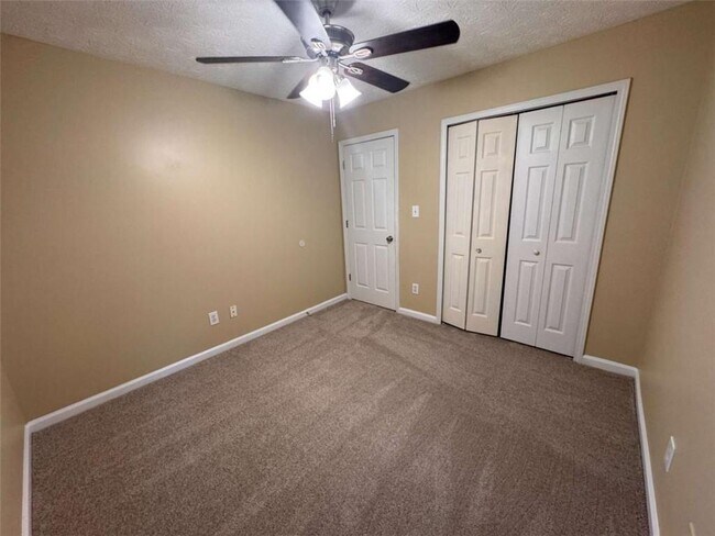 Building Photo - 1060 Litchfield Way SW