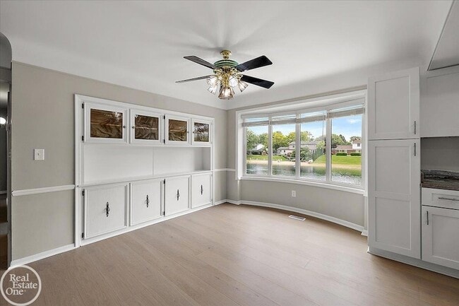 Building Photo - 2532 Belle View Dr