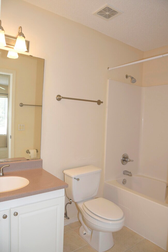 Building Photo - 4276 Calinda Ln