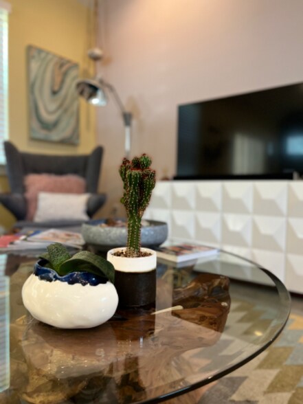 Building Photo - 2700 Francisco St