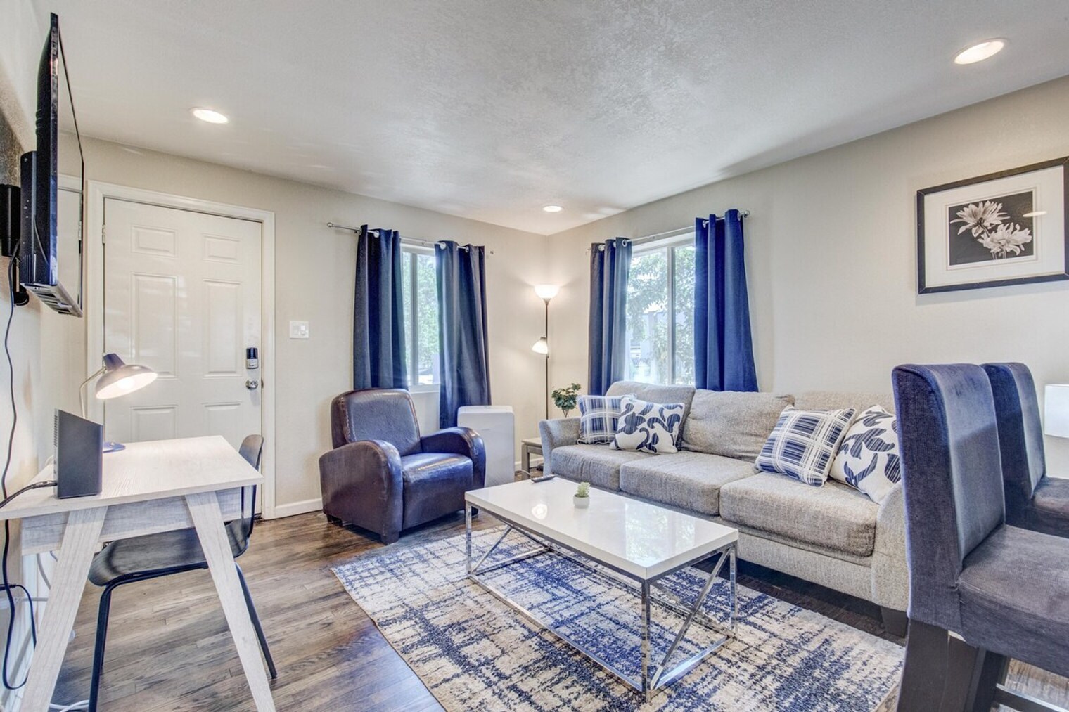 Building Photo - 1363 Pierce St