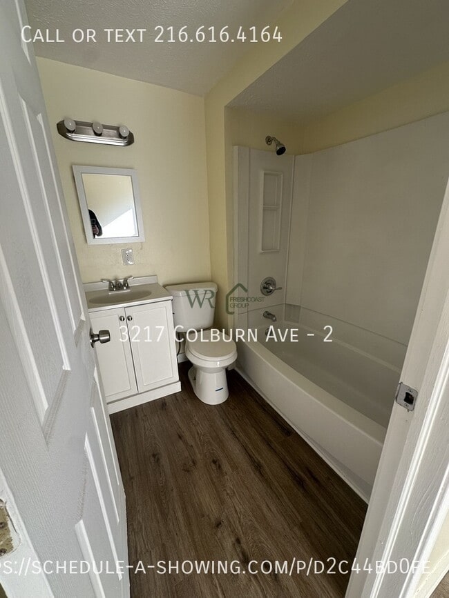 Building Photo - 3217 Colburn Ave