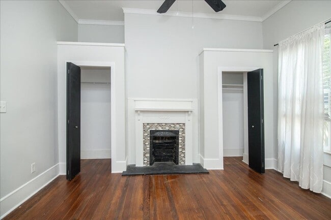 Building Photo - Beautiful 3/2.5 w/ Office Minutes From Airport and Woodward Academy!