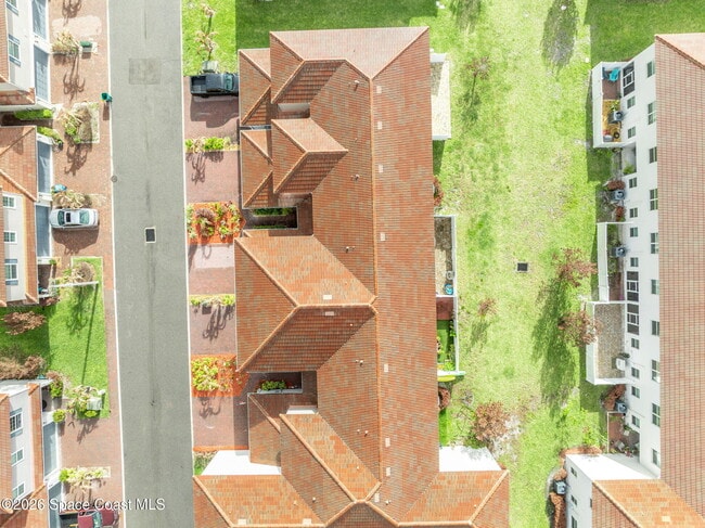 Building Photo - 1445 Isabella Dr