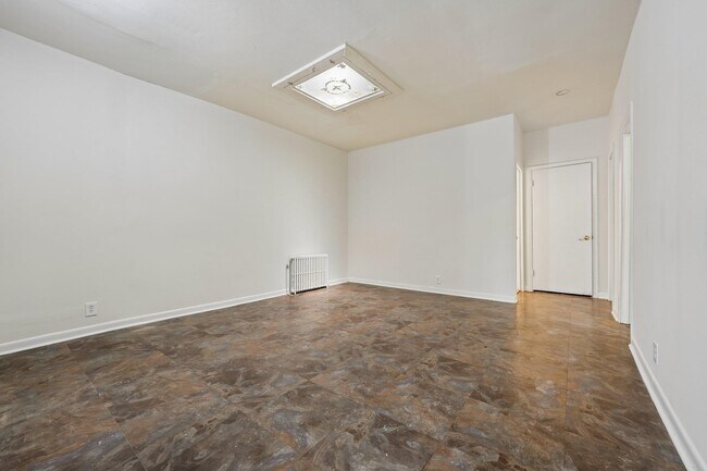 Building Photo - 414 Monastery Pl