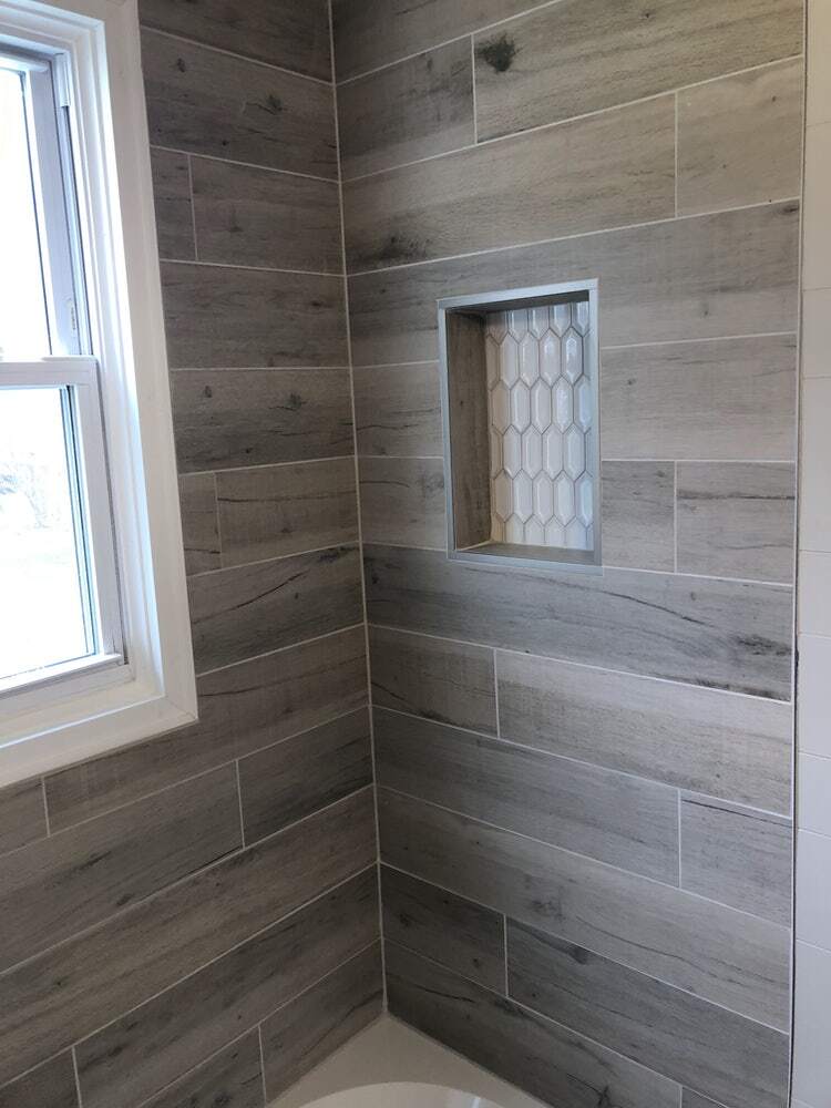 Building Photo - 1561 W 40th St