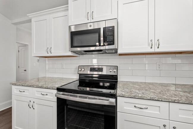 Building Photo - 8165 Bannock Cir