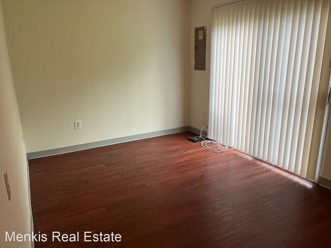 Building Photo - 3 br, 2.5 bath House - 2410 Saint Albert T...