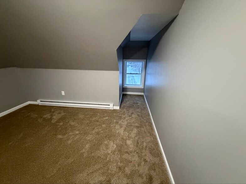 Building Photo - 34 Springside Ave