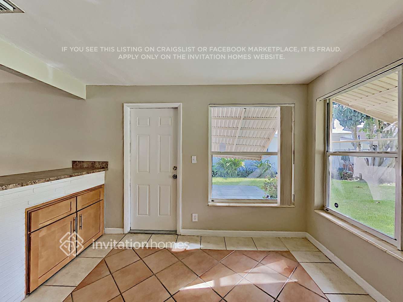 Building Photo - 1008 N Park Rd