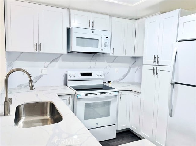 Building Photo - 7 Stanford Ct