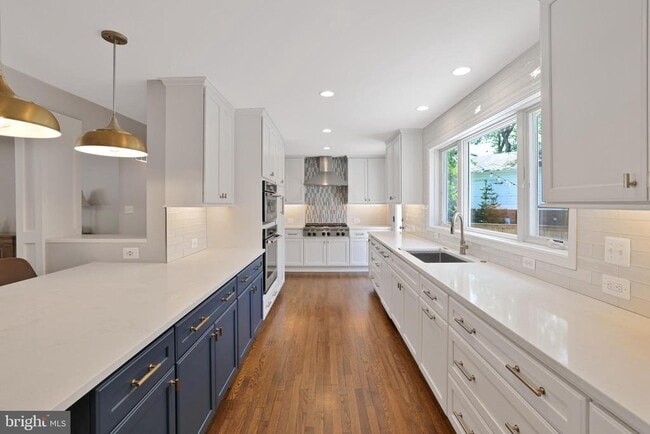 Building Photo - 5400 Williamsburg Blvd