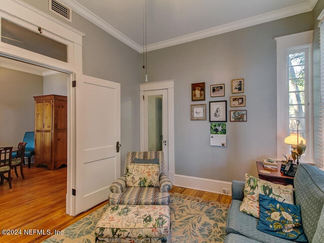 Building Photo - 2119 River Blvd