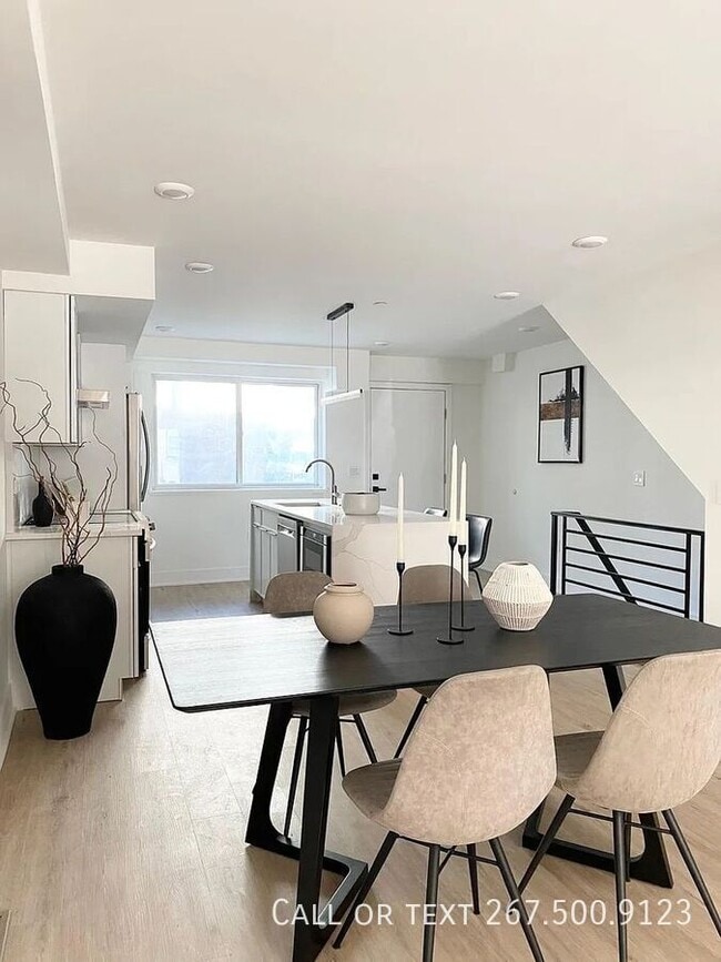 Building Photo - 2605 E Boston St