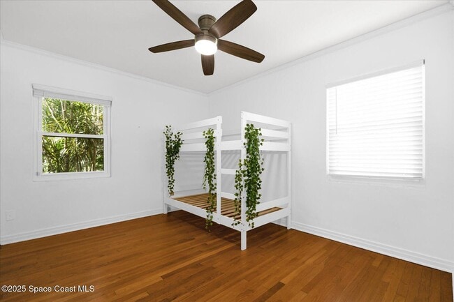 Building Photo - 118 S Indian Cir