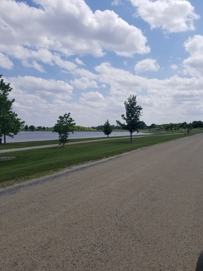 WALK COLBERT PARK - 102 Essex Ln